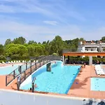 Modern Flat With Swimming Pool And Solarium アパート *