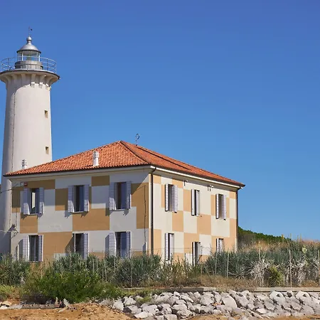 Modern Flat With Swimming Pool And Solarium