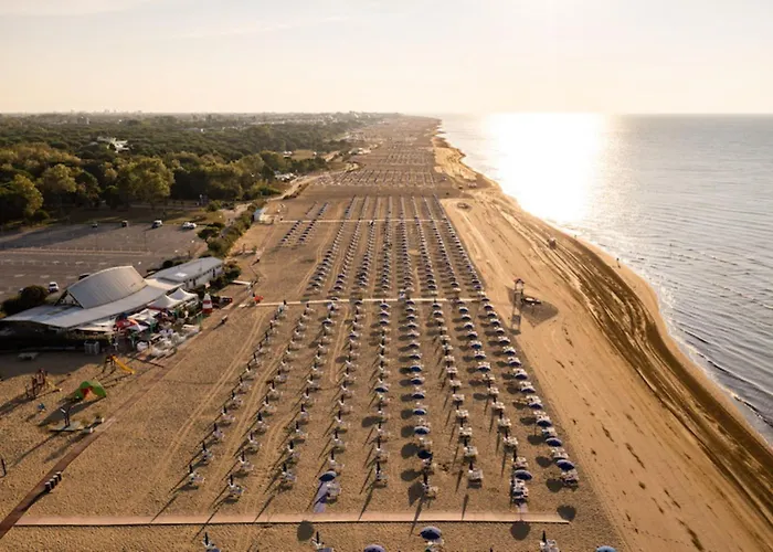 Appartamento Modern Flat With Swimming Pool And Solarium